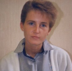 Karen Hinchy (now Mrs Thelwell !)